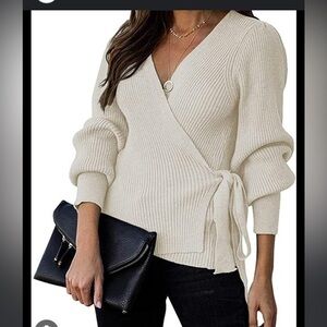 Showpo.Side Todd V-neck sweater size for new without tags